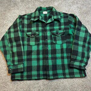 Vintage thick wool plaid lumberjack Green and black button shirt and shacket